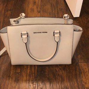 MICHAEL KORS purse SELMA Gray